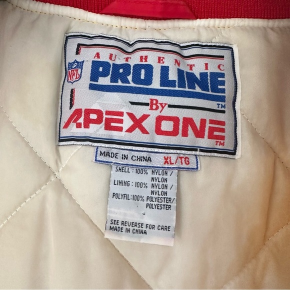 Vintage 90s Kansas City Chiefs Puffer Coat Jacket Pro Line XL Red, Yellow - Picture 7 of 15